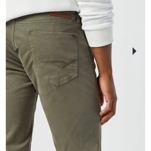 Mavi Zach Dusty Olive Twill | Size 30x30